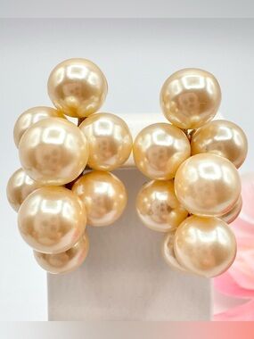 Vintage Faux Ivory Pearl Cluster Stud Earrings Big Chunky Statement Pearlcore